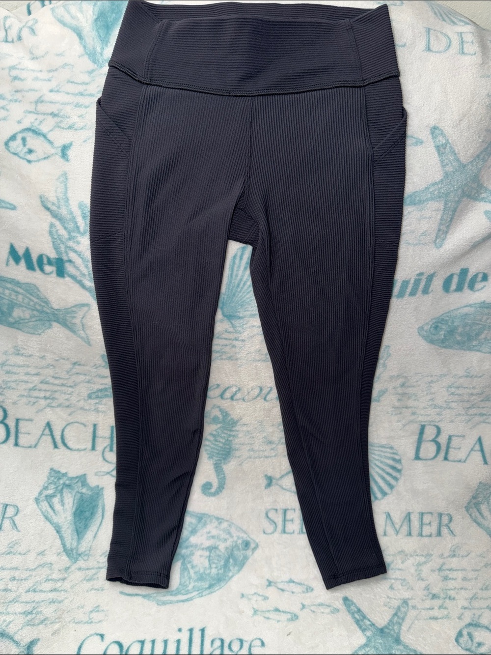 5️⃣ FOR 2️⃣0️⃣ SALE 🏷️ Girl’s all in motion black Ribbed Workout Leggings Size M